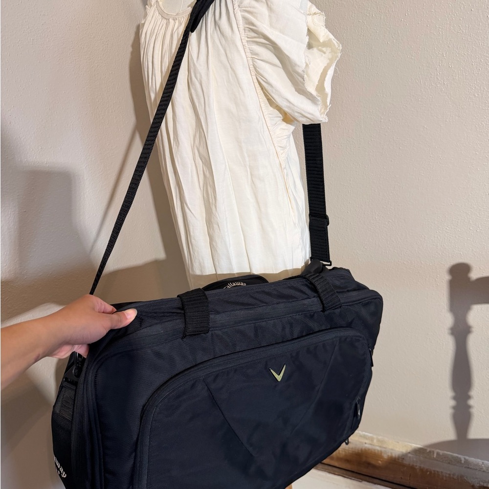 Callaway Black Men's Messenger Bag with Front Zip Pocket